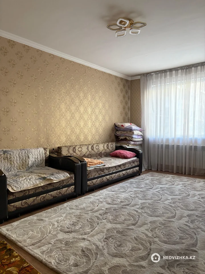 2-комнатная квартира, этаж 1 из 9, 67 м², фотография 4
