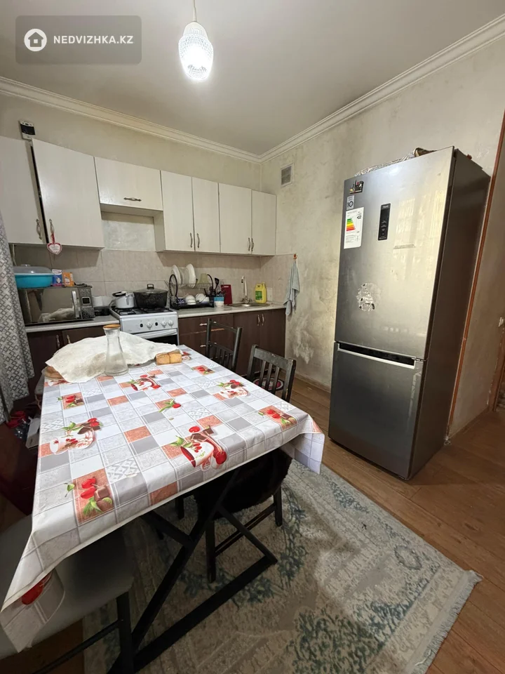 2-комнатная квартира, этаж 1 из 9, 67 м², фотография 3