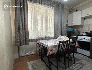2-комнатная квартира, этаж 1 из 9, 67 м², миниатюра 2