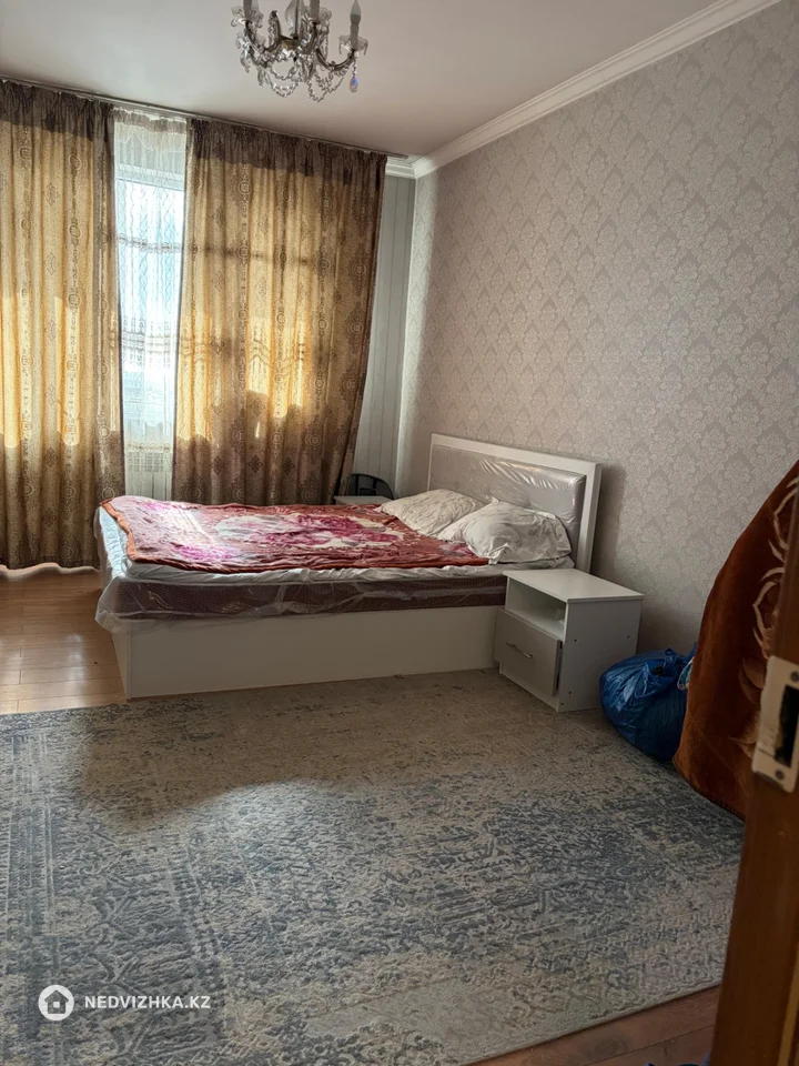 2-комнатная квартира, этаж 1 из 9, 67 м², фотография 5