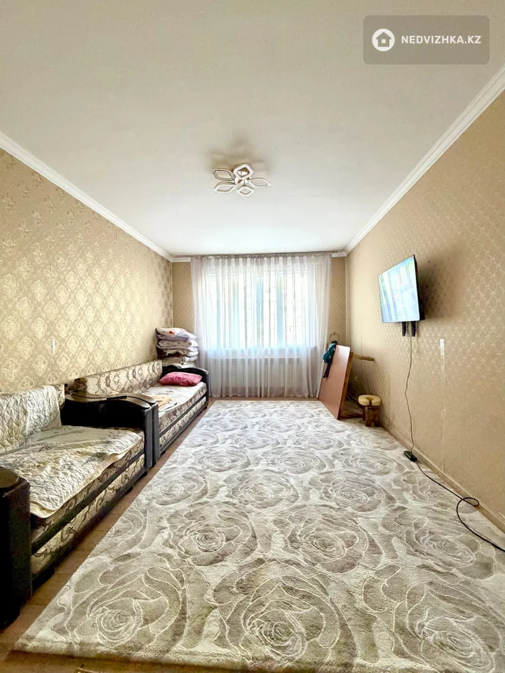 2-комнатная квартира, этаж 1 из 9, 67 м²
