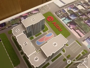 3-комнатная квартира, этаж 8 из 12, 86 м², миниатюра 4