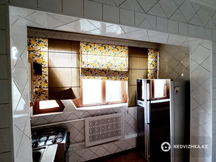 3-комнатная квартира, этаж 5 из 9, 75 м², фотография 5