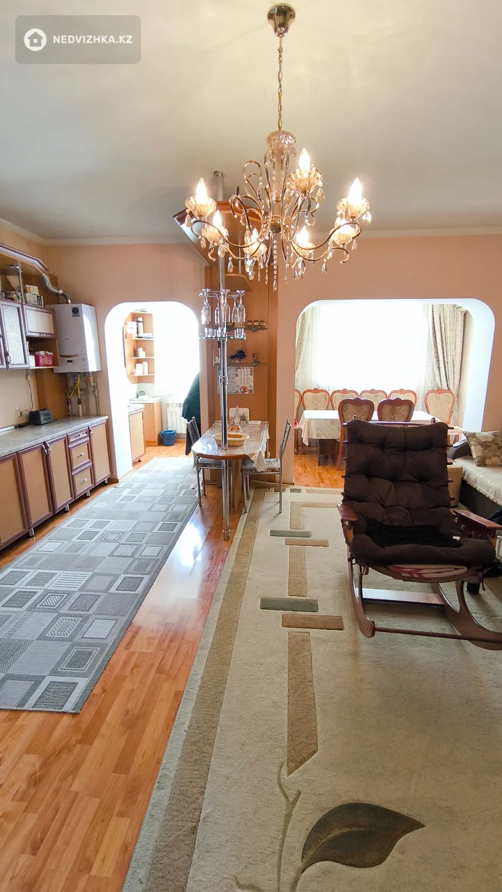 3-комнатная квартира, этаж 3 из 5, 73 м², фотография 3