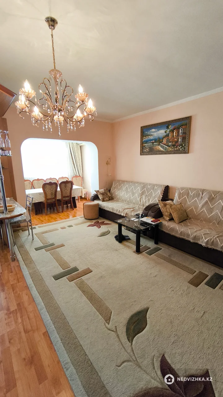 3-комнатная квартира, этаж 3 из 5, 73 м²