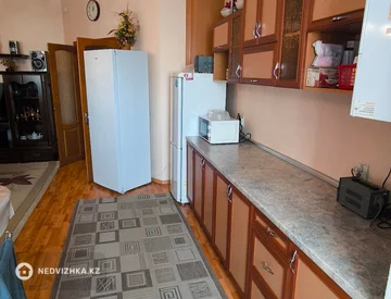 3-комнатная квартира, этаж 3 из 5, 73 м², миниатюра 11