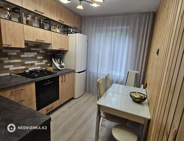 4-комнатная квартира, этаж 3 из 5, 74 м², миниатюра 7