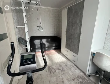 2-комнатная квартира, этаж 3 из 4, 41 м², миниатюра 12