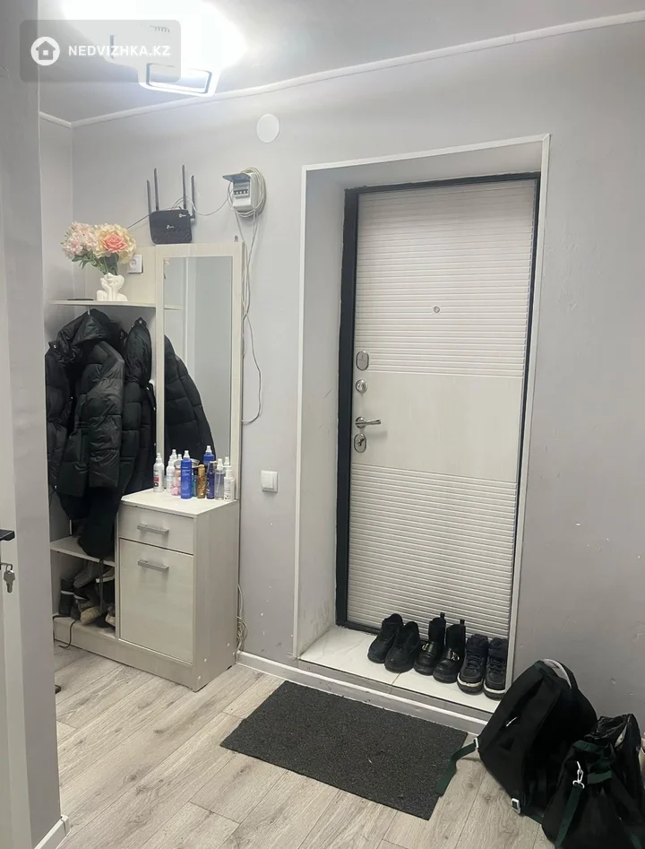 2-комнатная квартира, этаж 4 из 5, 48 м², фотография 2
