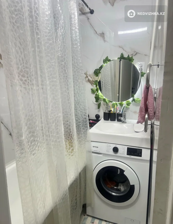 2-комнатная квартира, этаж 4 из 5, 48 м², фотография 5