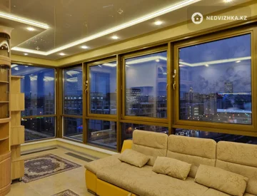 4-комнатная квартира, этаж 9 из 15, 92 м², миниатюра 4