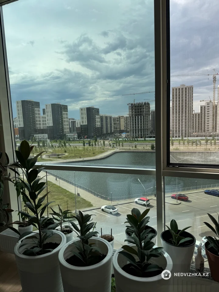 4-комнатная квартира, этаж 6 из 13, 124 м², На длительный срок