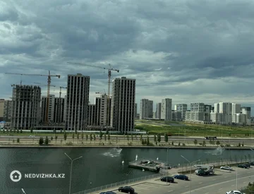 4-комнатная квартира, этаж 6 из 13, 124 м², На длительный срок, миниатюра 3