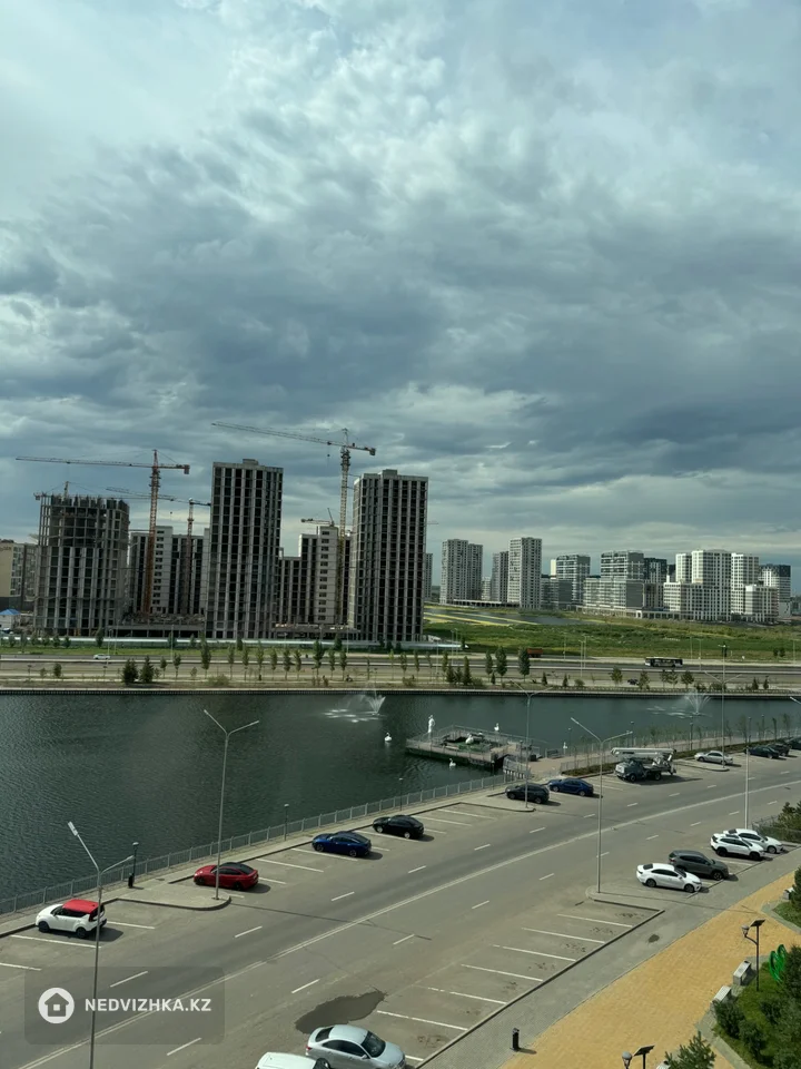 4-комнатная квартира, этаж 6 из 13, 124 м², На длительный срок, фотография 3