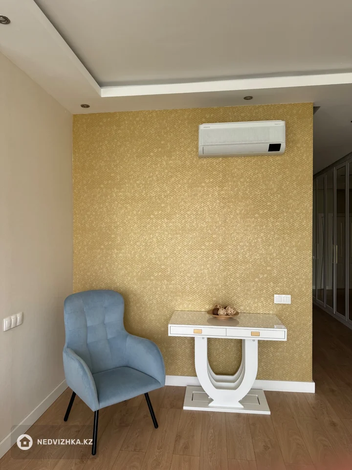 4-комнатная квартира, этаж 6 из 13, 124 м², На длительный срок, фотография 4