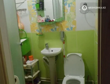 2-комнатная квартира, этаж 2 из 2, 38 м², миниатюра 4