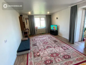 2-комнатная квартира, этаж 9 из 14, 57 м², миниатюра 2