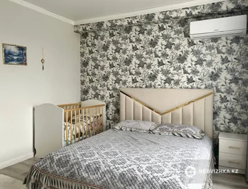3-комнатная квартира, этаж 2 из 10, 87 м², миниатюра 5