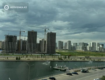 4-комнатная квартира, этаж 6 из 13, 124 м², На длительный срок, миниатюра 1