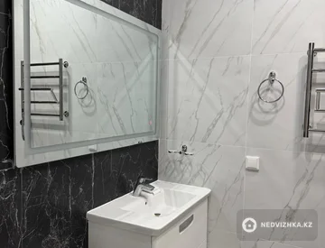 4-комнатная квартира, этаж 6 из 13, 124 м², На длительный срок, миниатюра 8
