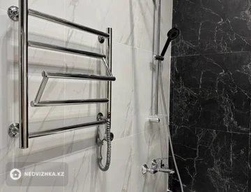 4-комнатная квартира, этаж 6 из 13, 124 м², На длительный срок, миниатюра 10