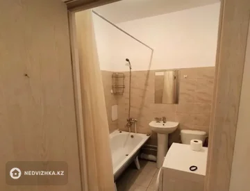 1-комнатная квартира, этаж 5 из 9, 44 м², миниатюра 2
