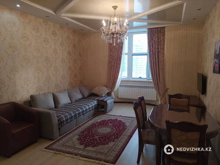 2-комнатная квартира, этаж 6 из 19, 66 м², фотография 3
