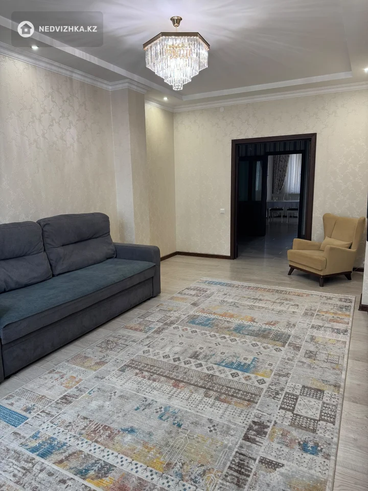 3-комнатная квартира, этаж 9 из 14, 101 м², фотография 3