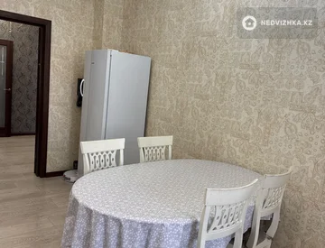 3-комнатная квартира, этаж 9 из 14, 101 м², миниатюра 12