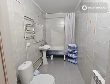 1-комнатная квартира, этаж 2 из 9, 39 м², Посуточно, миниатюра 6