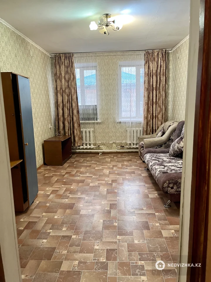 2-комнатная квартира, этаж 2 из 2, 48 м²