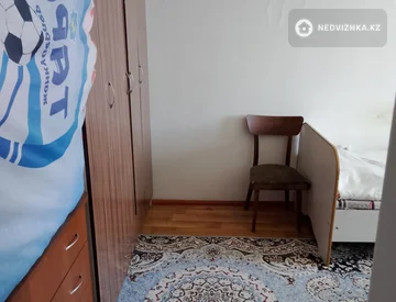 2-комнатная квартира, этаж 4 из 6, 50 м², миниатюра 1