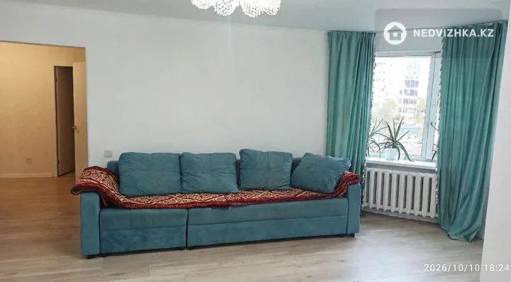 2-комнатная квартира, этаж 3 из 16, 53 м², фотография 3