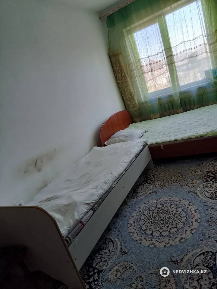 2-комнатная квартира, этаж 4 из 6, 50 м², фотография 4