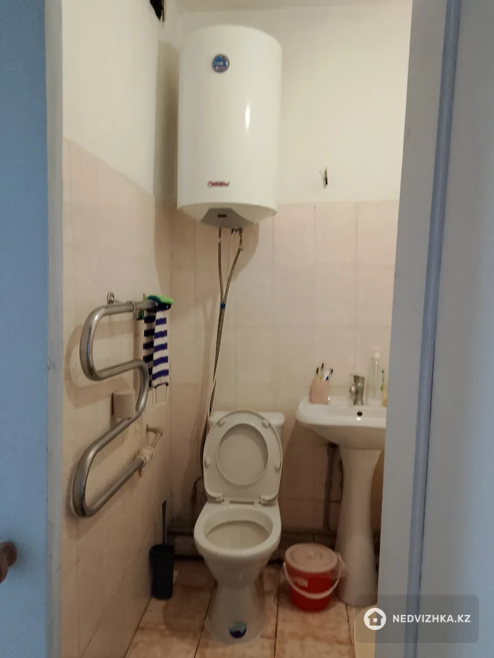 2-комнатная квартира, этаж 4 из 6, 50 м², фотография 5