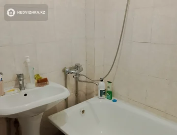 2-комнатная квартира, этаж 4 из 6, 50 м², миниатюра 6