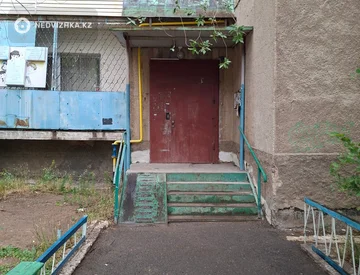 3-комнатная квартира, этаж 6 из 9, 56 м², миниатюра 1