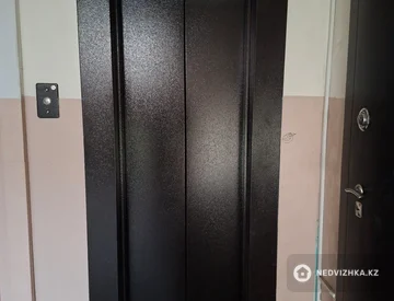 3-комнатная квартира, этаж 6 из 9, 56 м², миниатюра 5