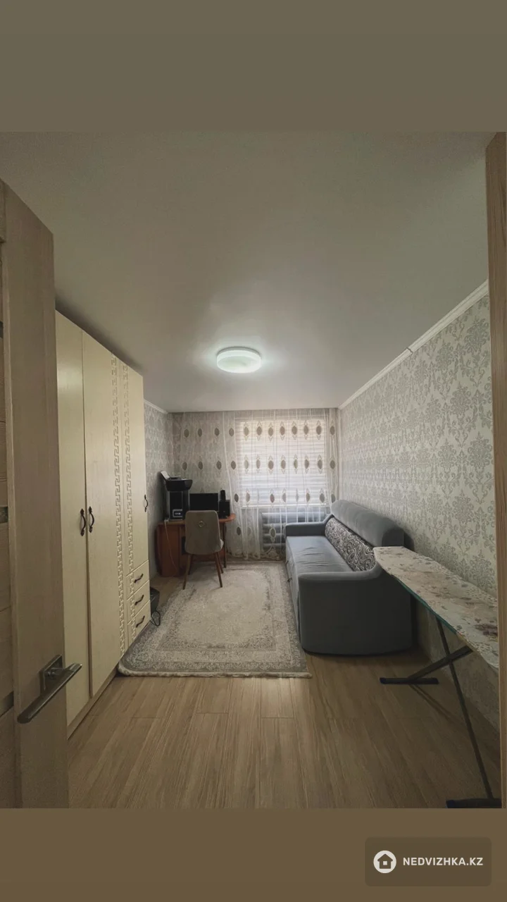 4-комнатная квартира, этаж 4 из 5, 92 м², фотография 5