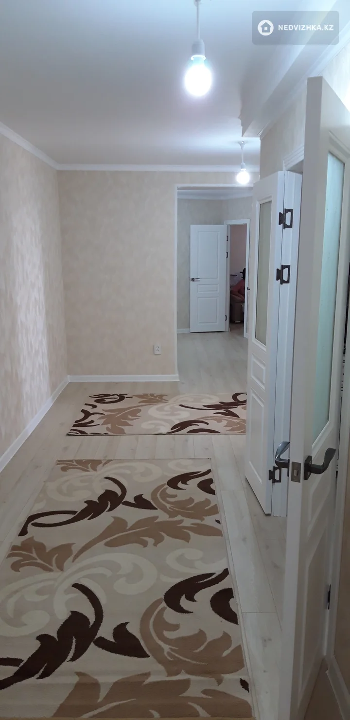 4-комнатная квартира, этаж 2 из 10, 108 м², фотография 4