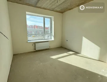 1-комнатная квартира, этаж 3 из 9, 38 м², миниатюра 11