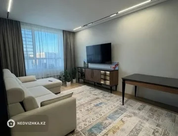 3-комнатная квартира, этаж 8 из 9, 103 м², миниатюра 2