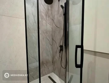 3-комнатная квартира, этаж 8 из 9, 103 м², миниатюра 6