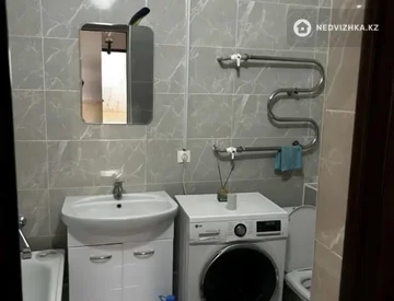 3-комнатная квартира, этаж 3 из 5, 74 м², миниатюра 7