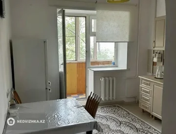 3-комнатная квартира, этаж 3 из 5, 74 м², миниатюра 8