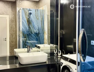 6-комнатная квартира, этаж 16 из 17, 246 м², миниатюра 5