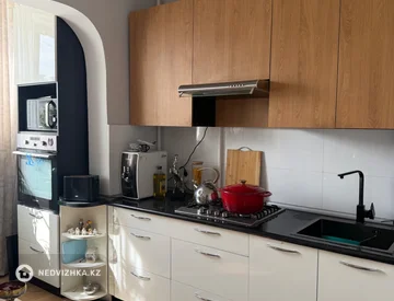 2-комнатная квартира, этаж 5 из 9, 56 м², миниатюра 3