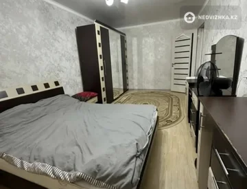 3-комнатная квартира, этаж 5 из 5, 63 м², миниатюра 4
