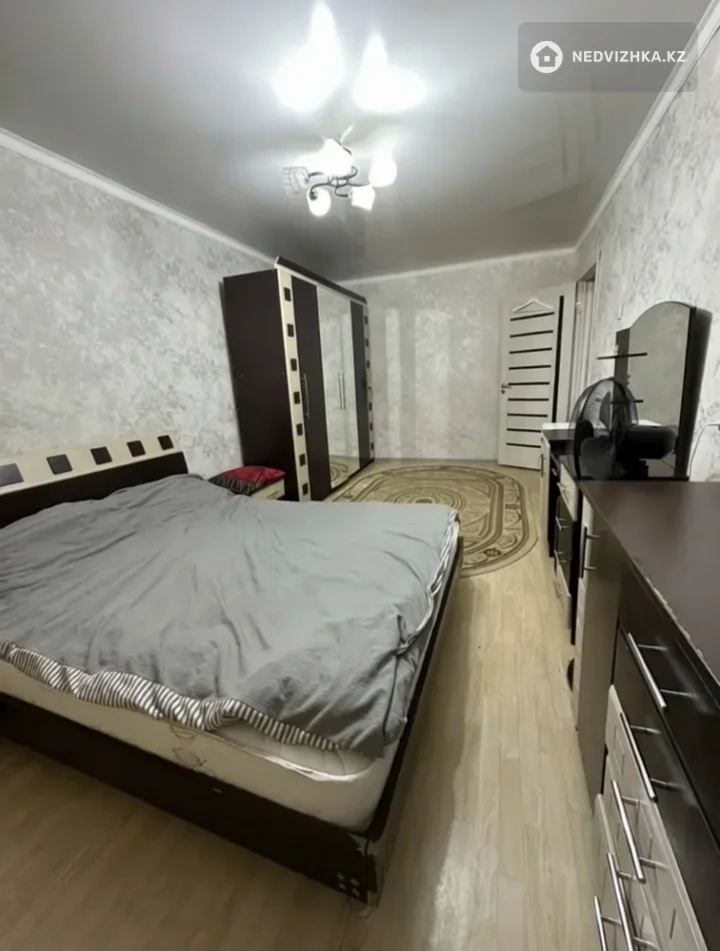 3-комнатная квартира, этаж 5 из 5, 63 м², фотография 4