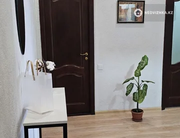 2-комнатная квартира, этаж 11 из 18, 72 м², миниатюра 8